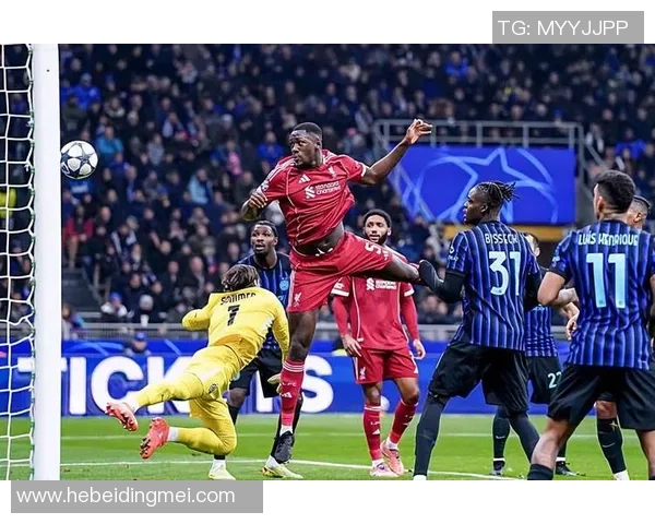 英超激战国米与利物浦鏖战至平局绝杀时刻点燃全场激情