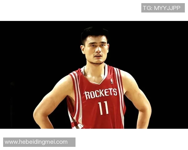 姚明转行踢足球的搞笑段子引发的趣味讨论与球迷反应